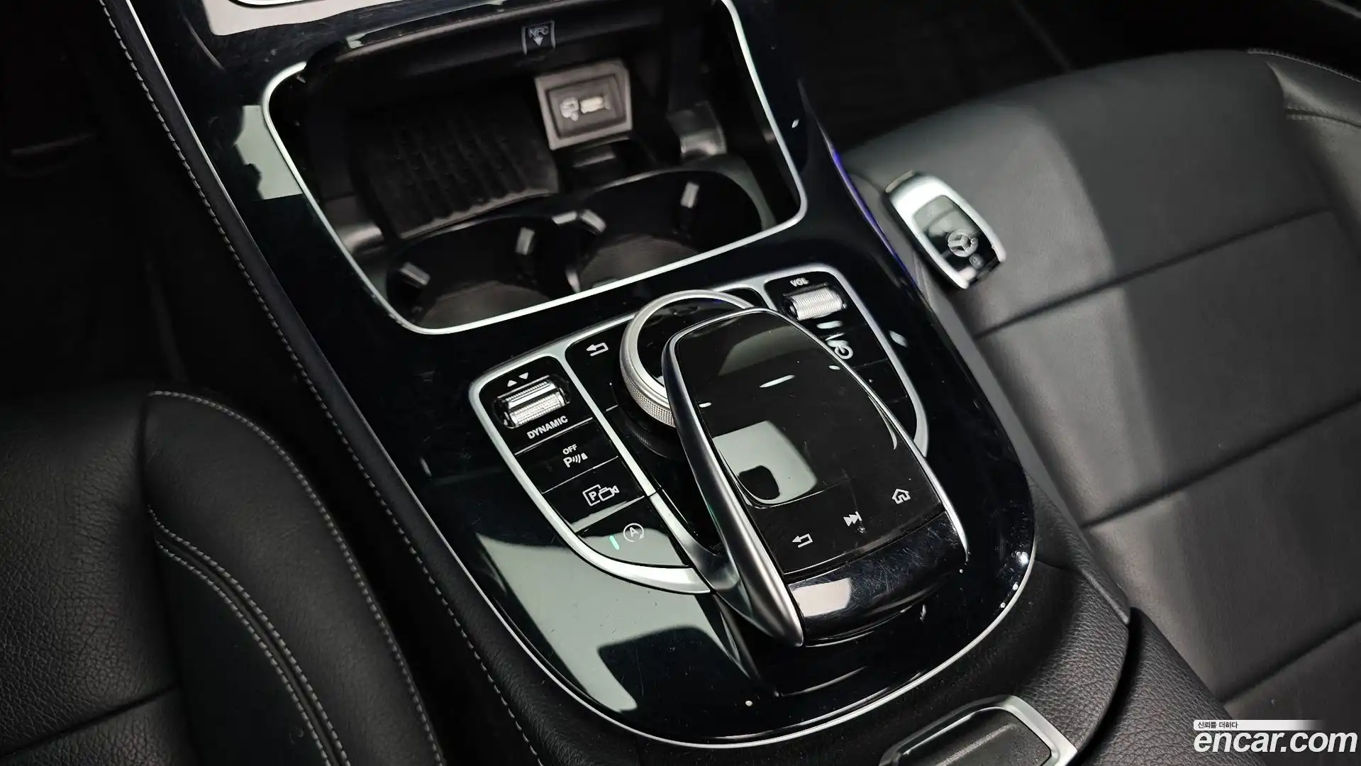 E-Class Mercedes-Benz 2018.9-OPTION-022
