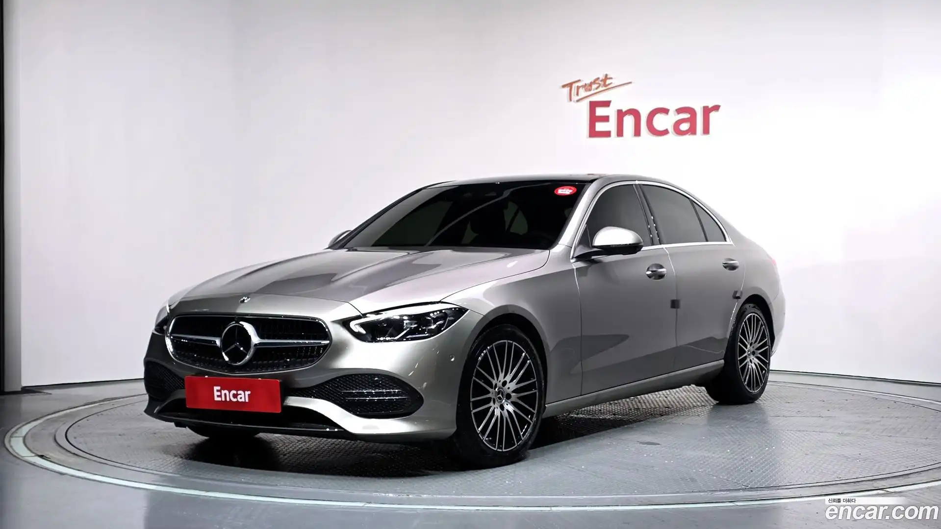 C-Class Mercedes-Benz 2024.2-OUTER-001
