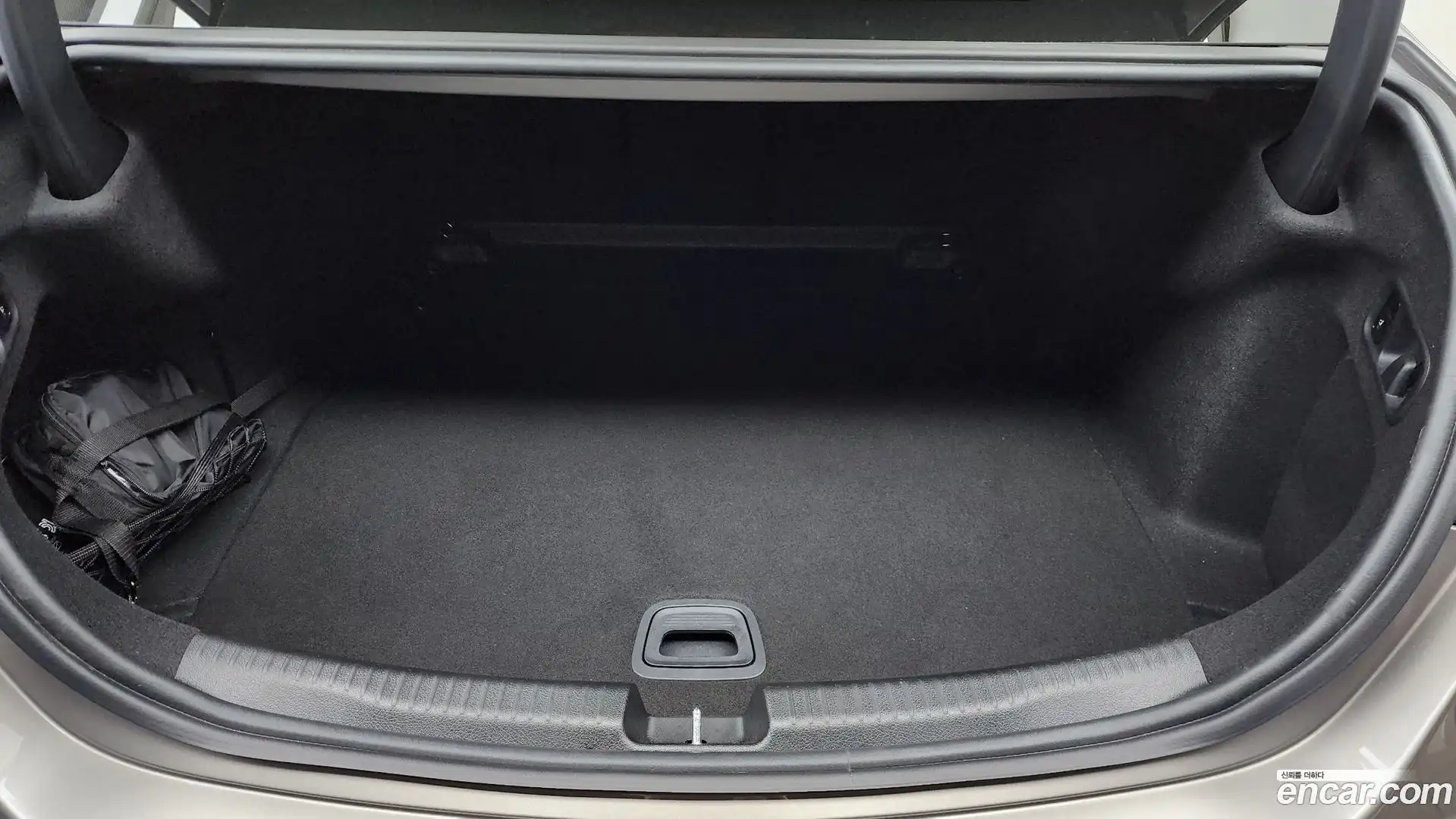 C-Class Mercedes-Benz 2024.2-OPTION-024