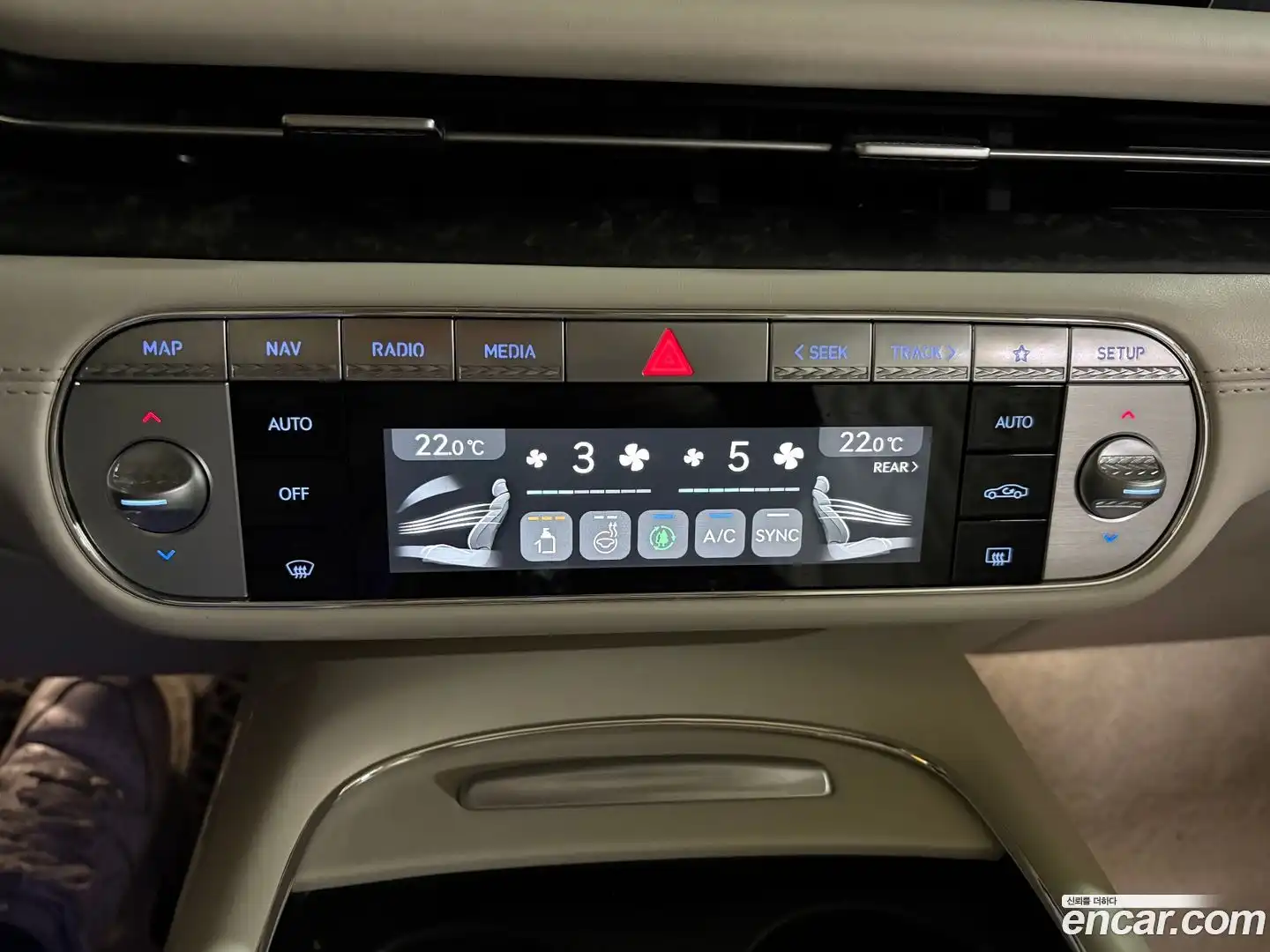 G90 Genesis 2022.7-INNER-010