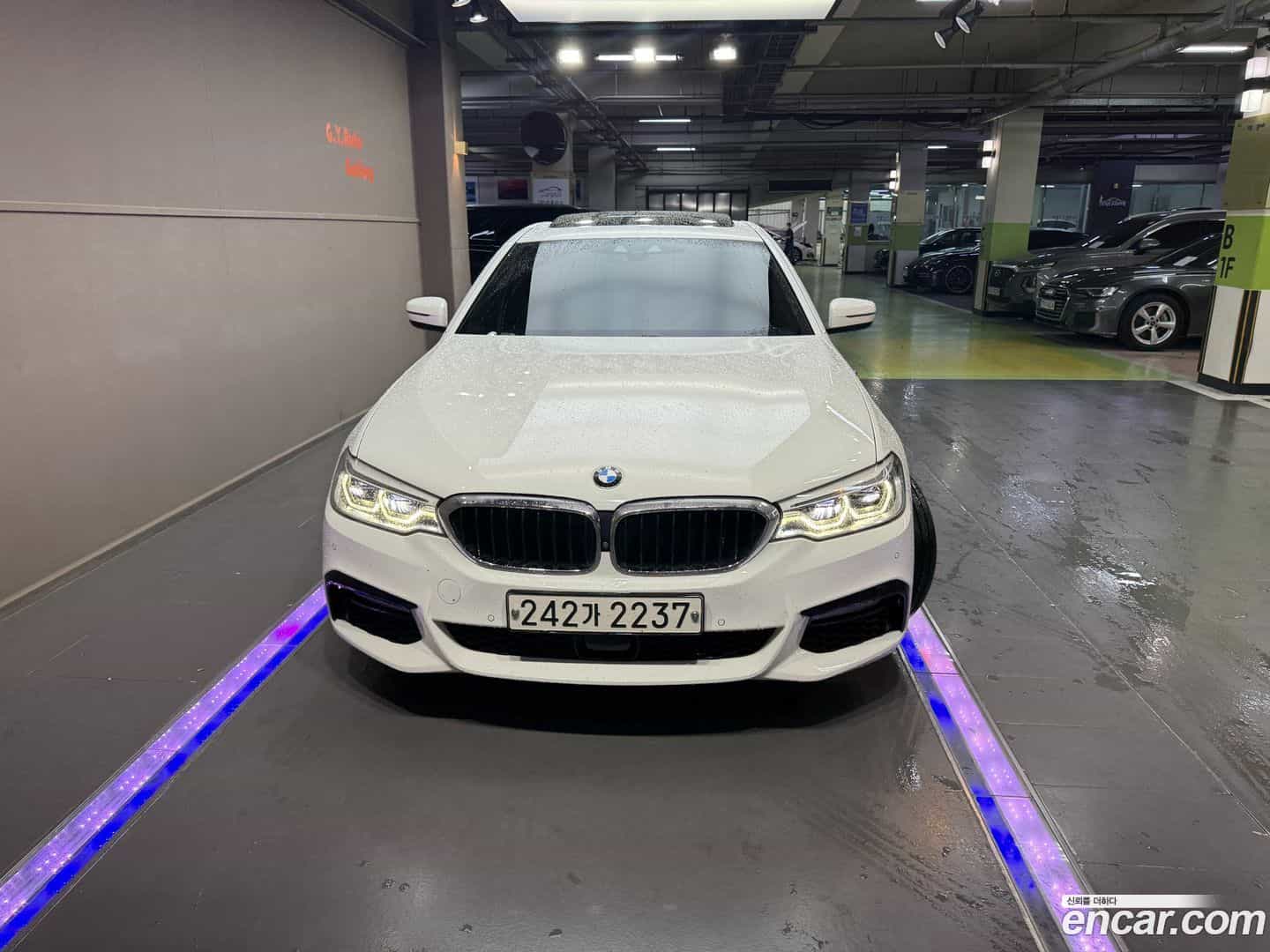5-Series BMW 2017.10-OUTER-002