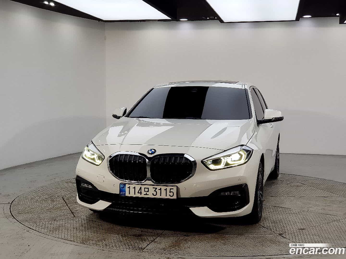1-Series BMW 2021.0-OUTER-002