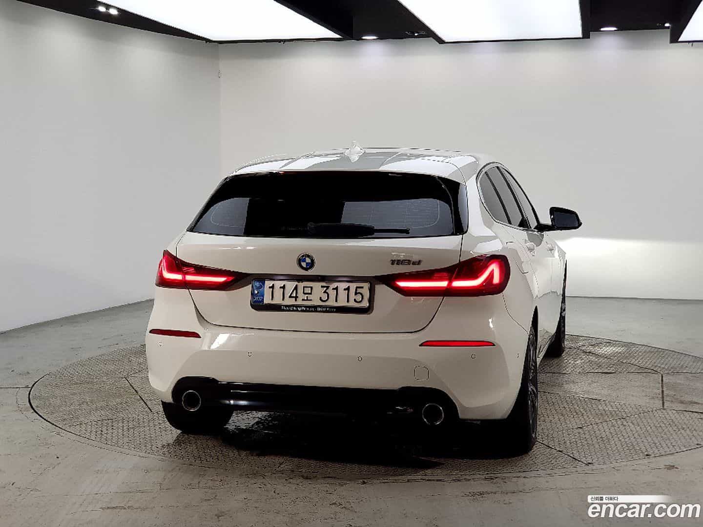 1-Series BMW 2021.0-OUTER-003