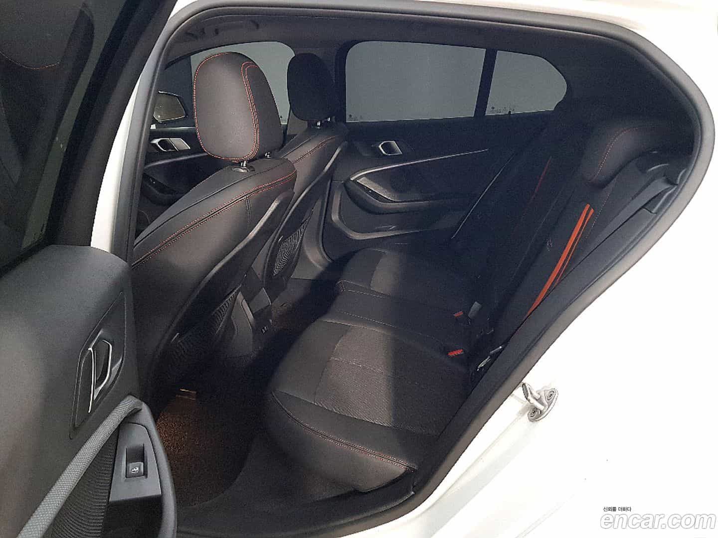 1-Series BMW 2021.0-INNER-009