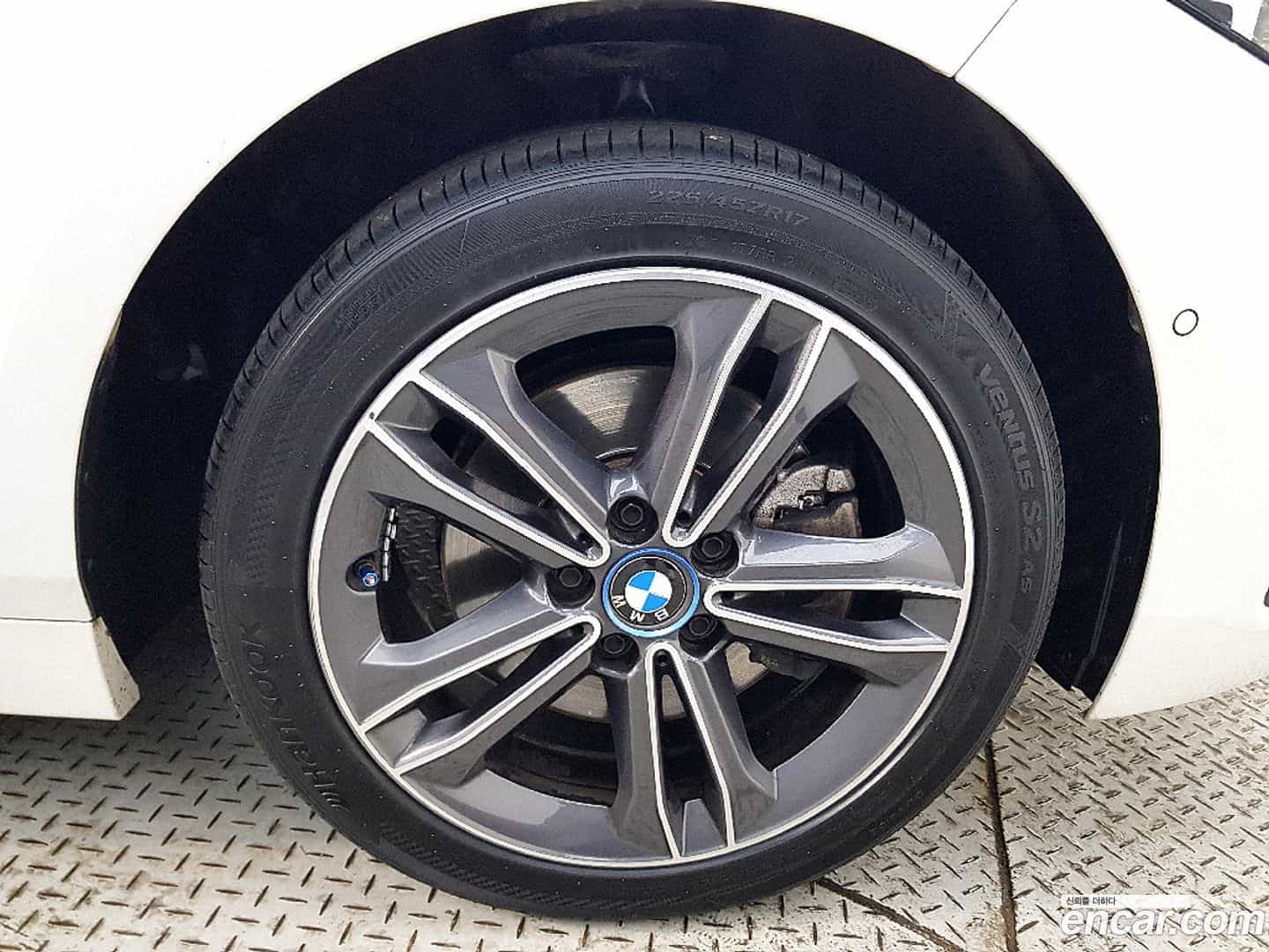 1-Series BMW 2021.0-OPTION-024