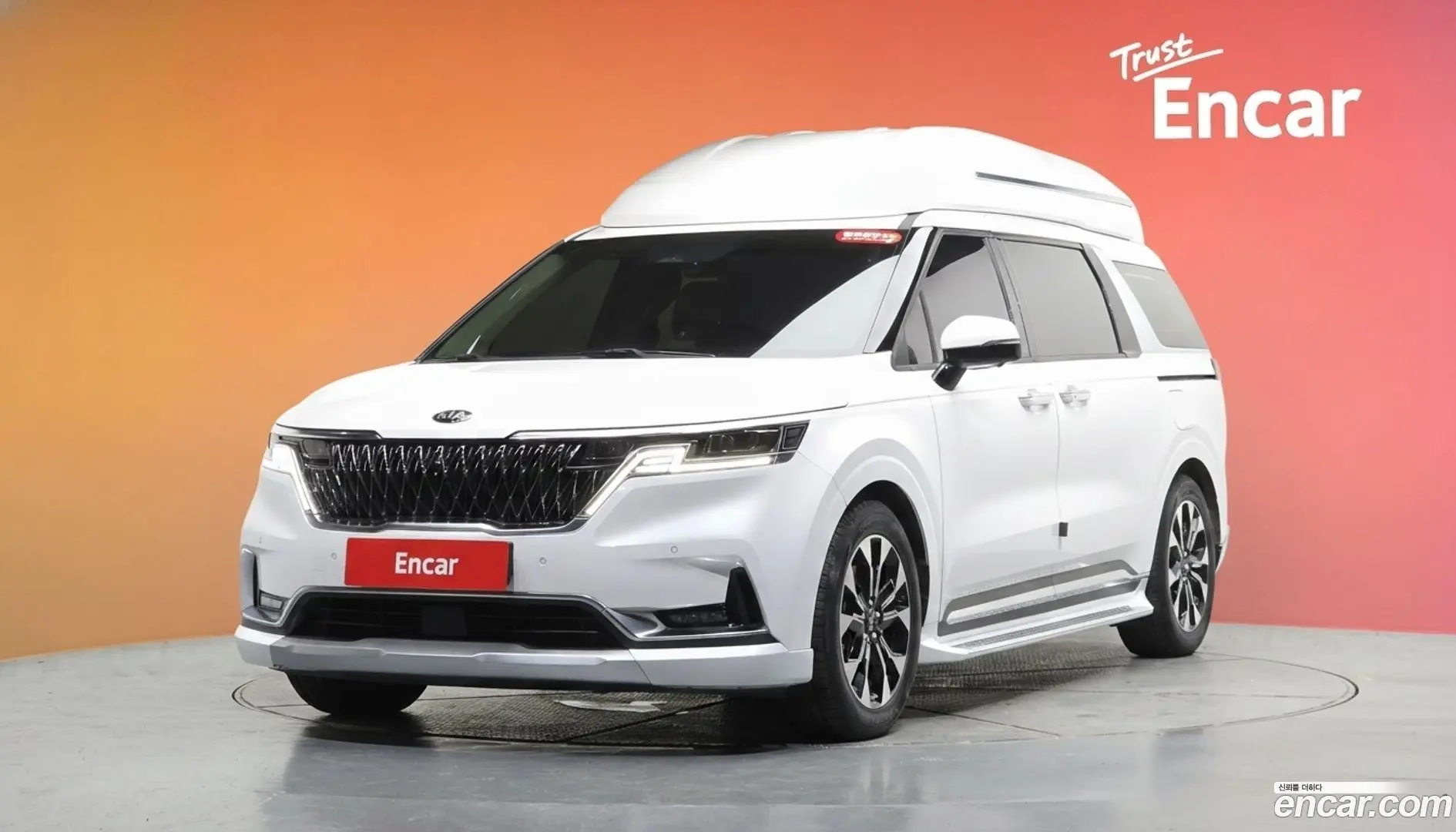 Main__Slider__Photo:Canival Kia 2021.6-0