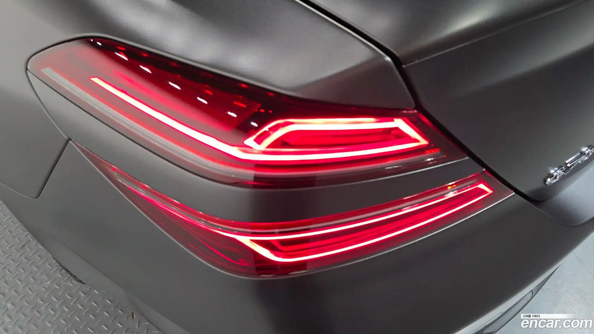 G70 Genesis 2024.9-OUTER-033