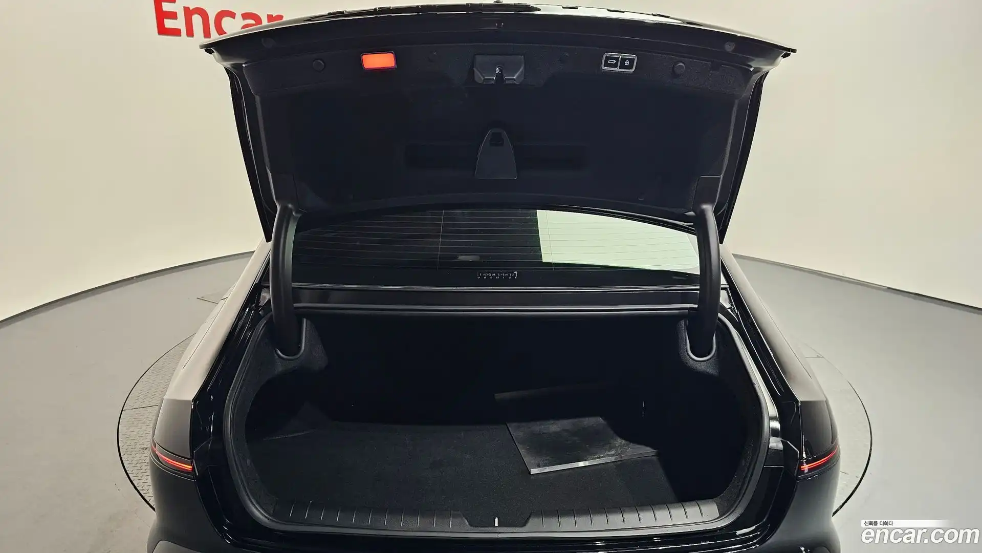 Grandeur Hyundai 2025.3-OPTION-024