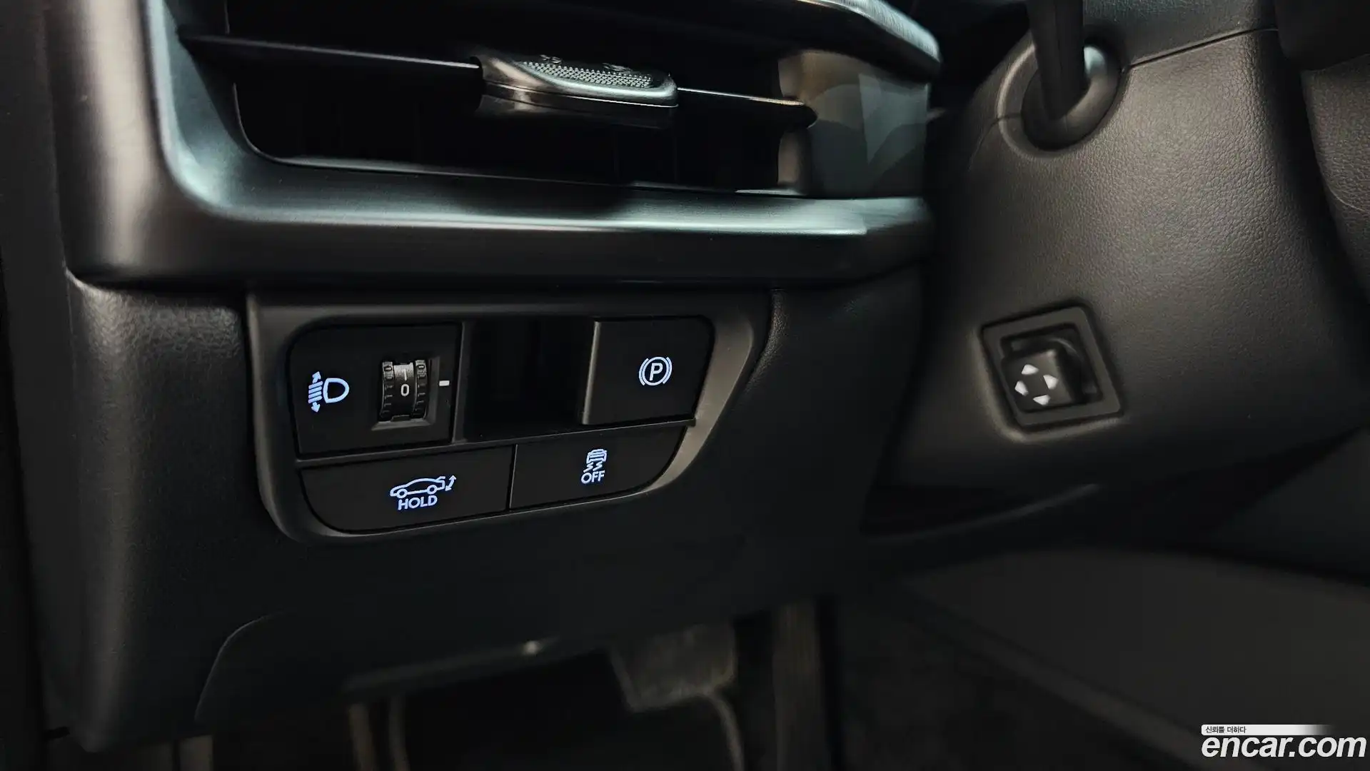 Grandeur Hyundai 2025.3-OPTION-042
