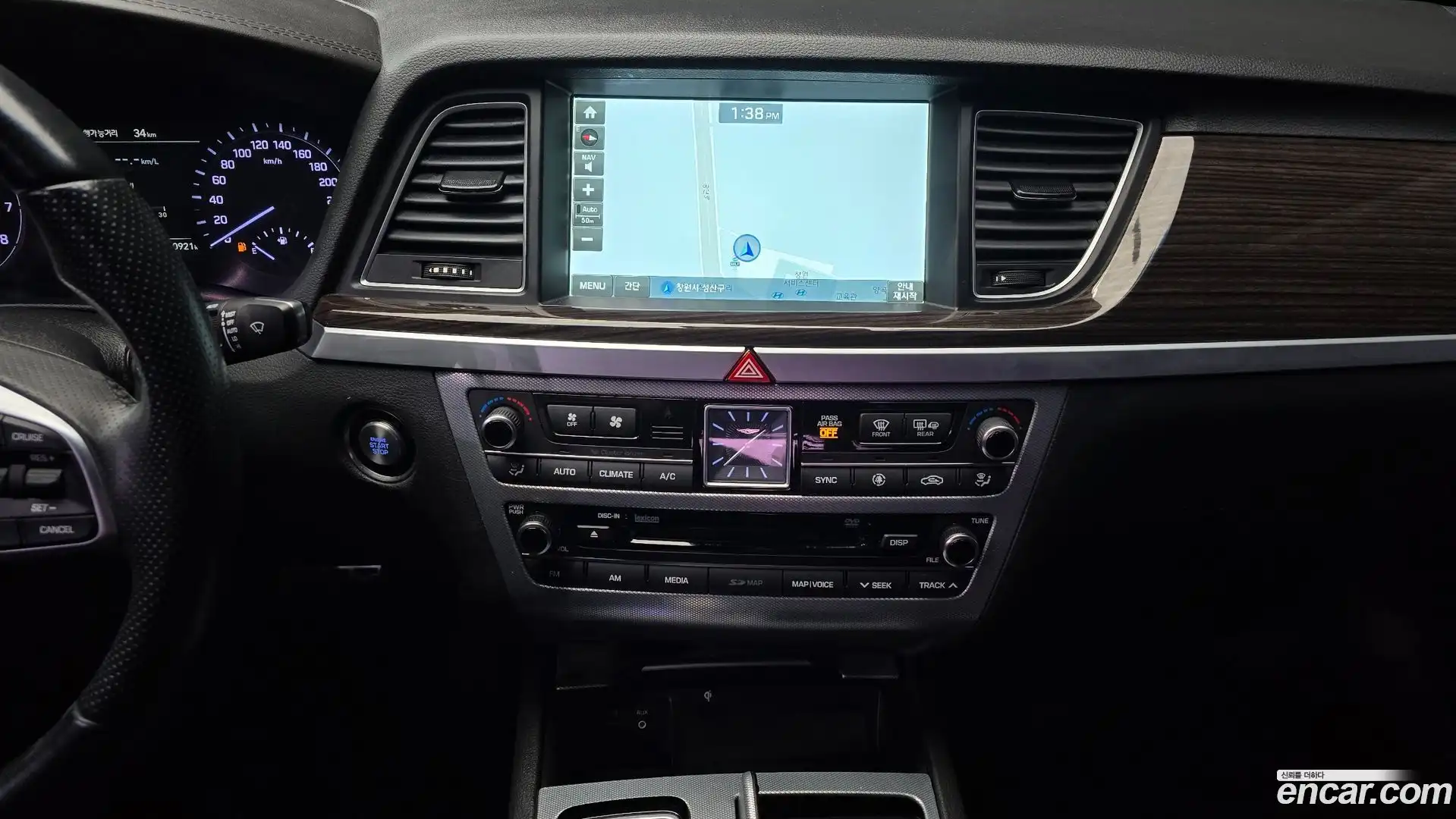 G80 Genesis 2018.1-OPTION-018