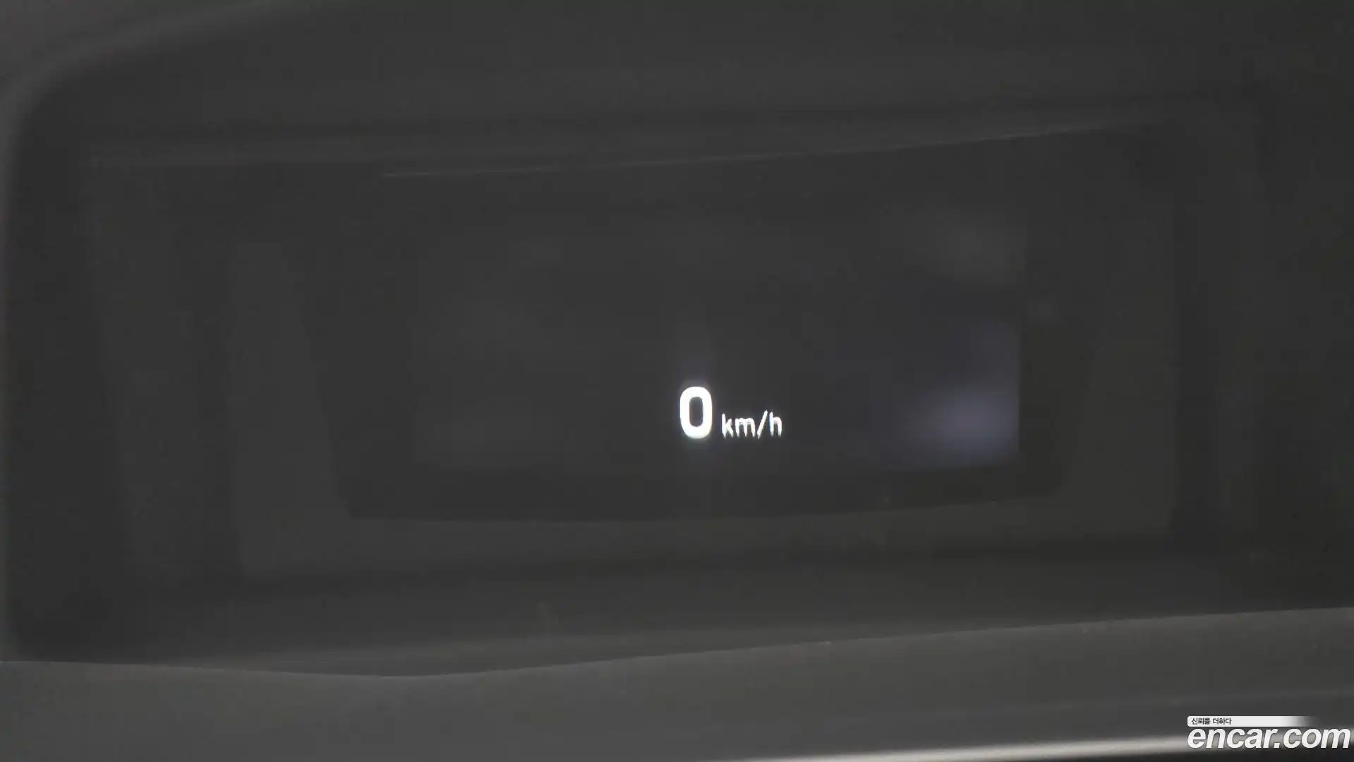 G80 Genesis 2018.1-OPTION-023