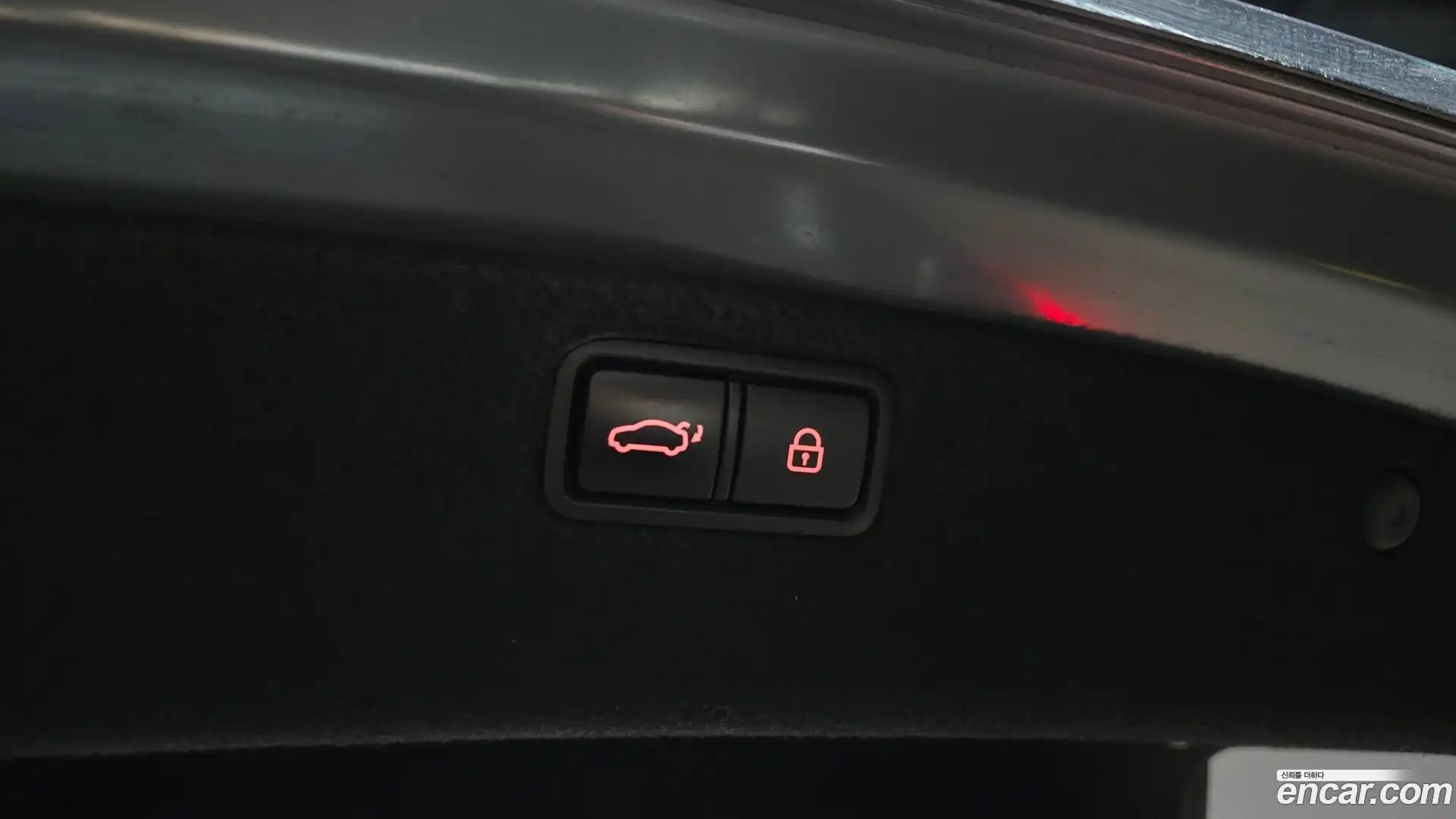 G80 Genesis 2018.1-OPTION-024