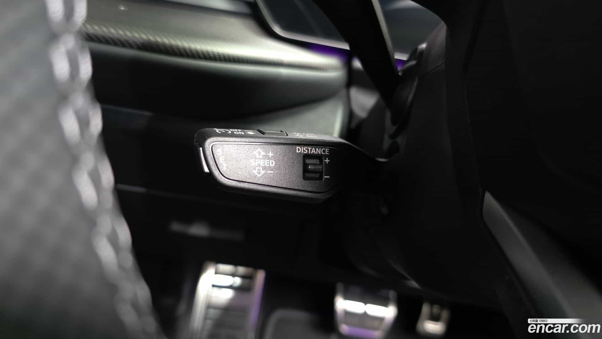 Q5 Audi 2025.11-OPTION-021