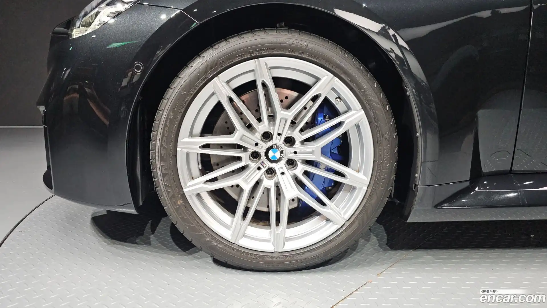 M2 BMW 2025.10-OUTER-005