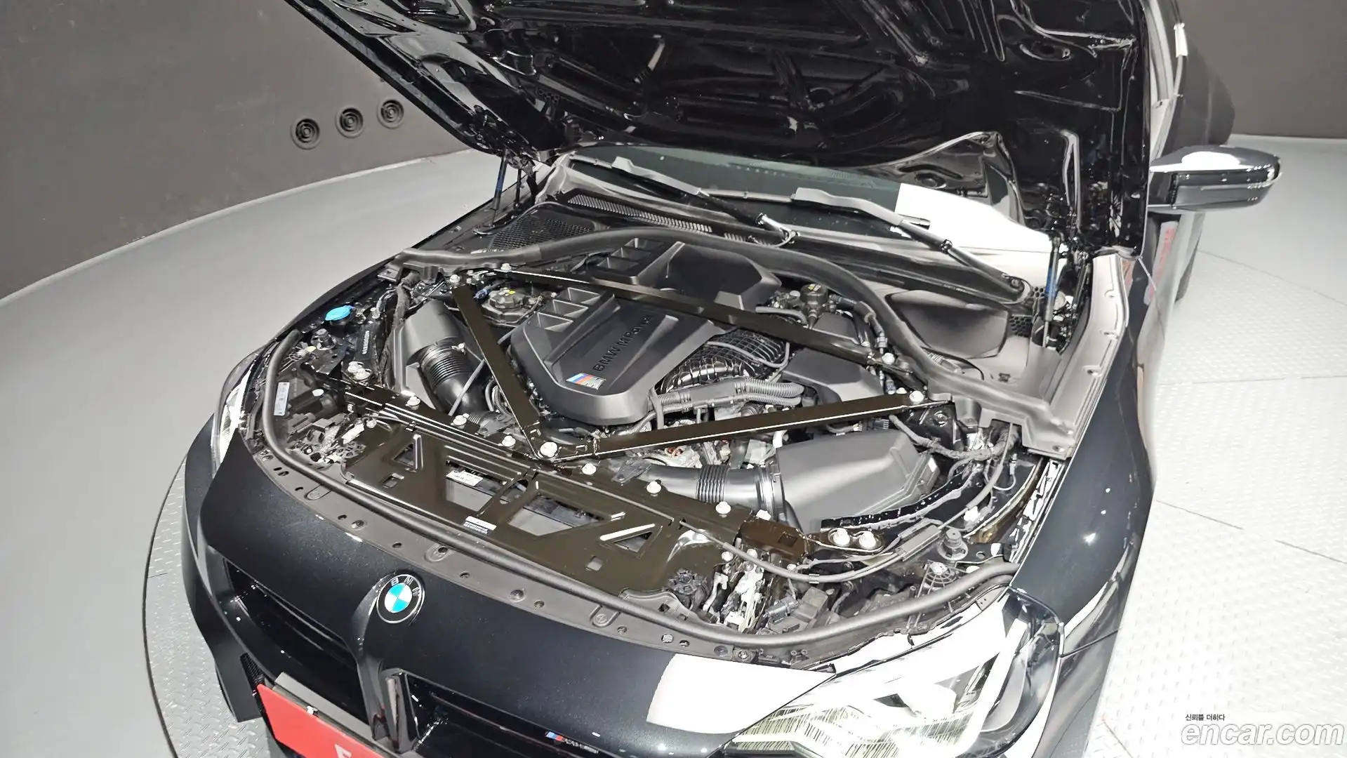 M2 BMW 2025.10-OUTER-006