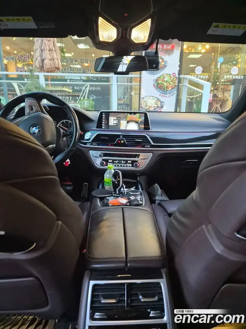 7-Series BMW 2018.11-INNER-007