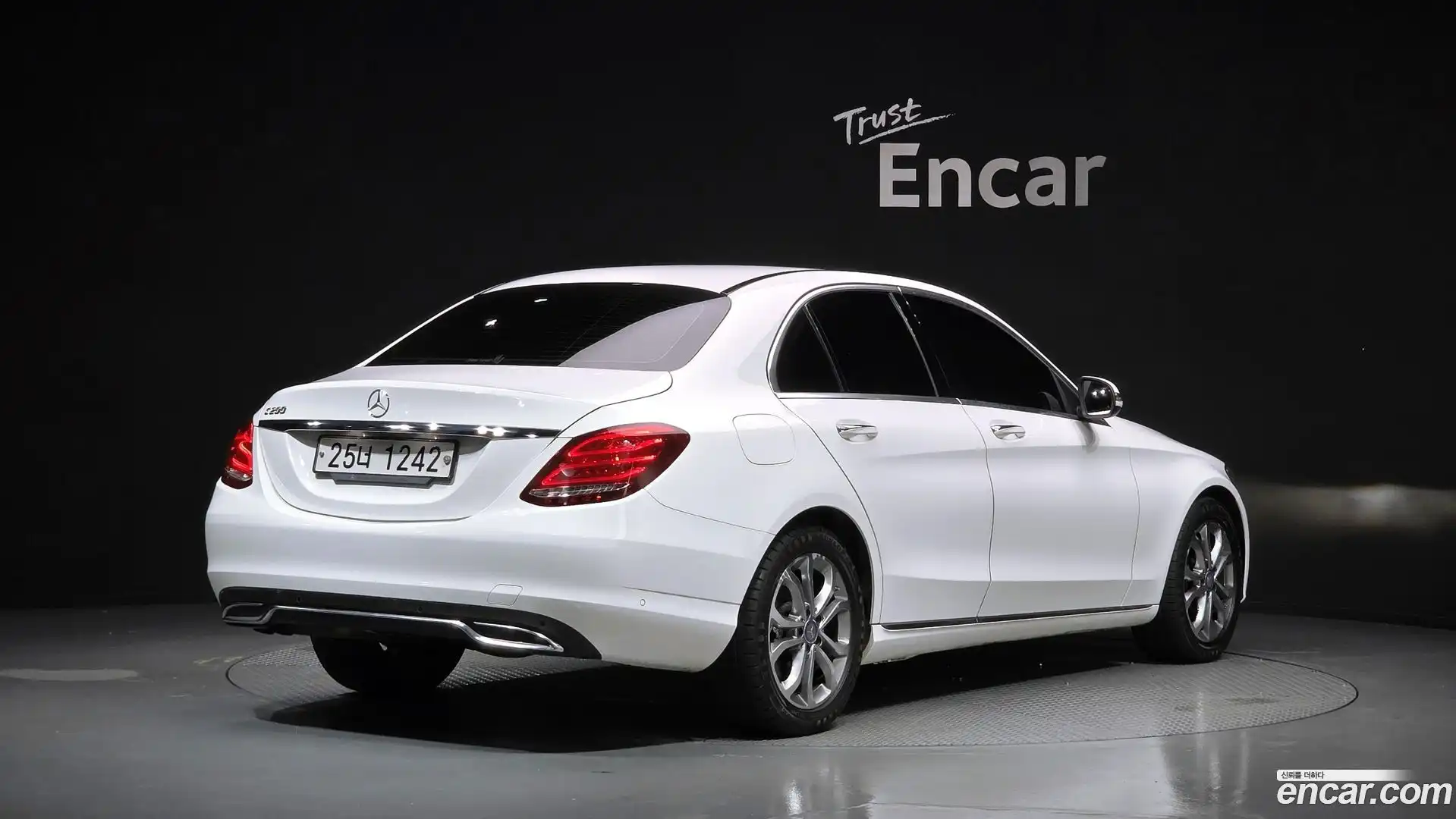C-Class Mercedes-Benz 2015.7-OUTER-002