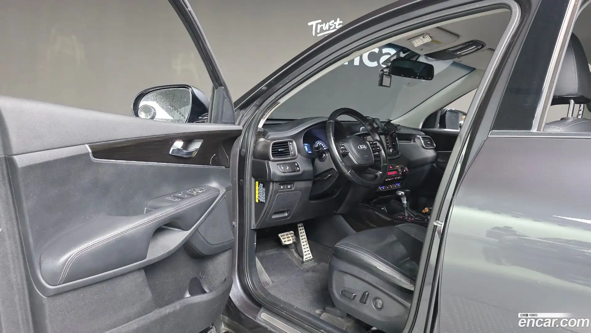 Sorento Kia 2018.10-INNER-010