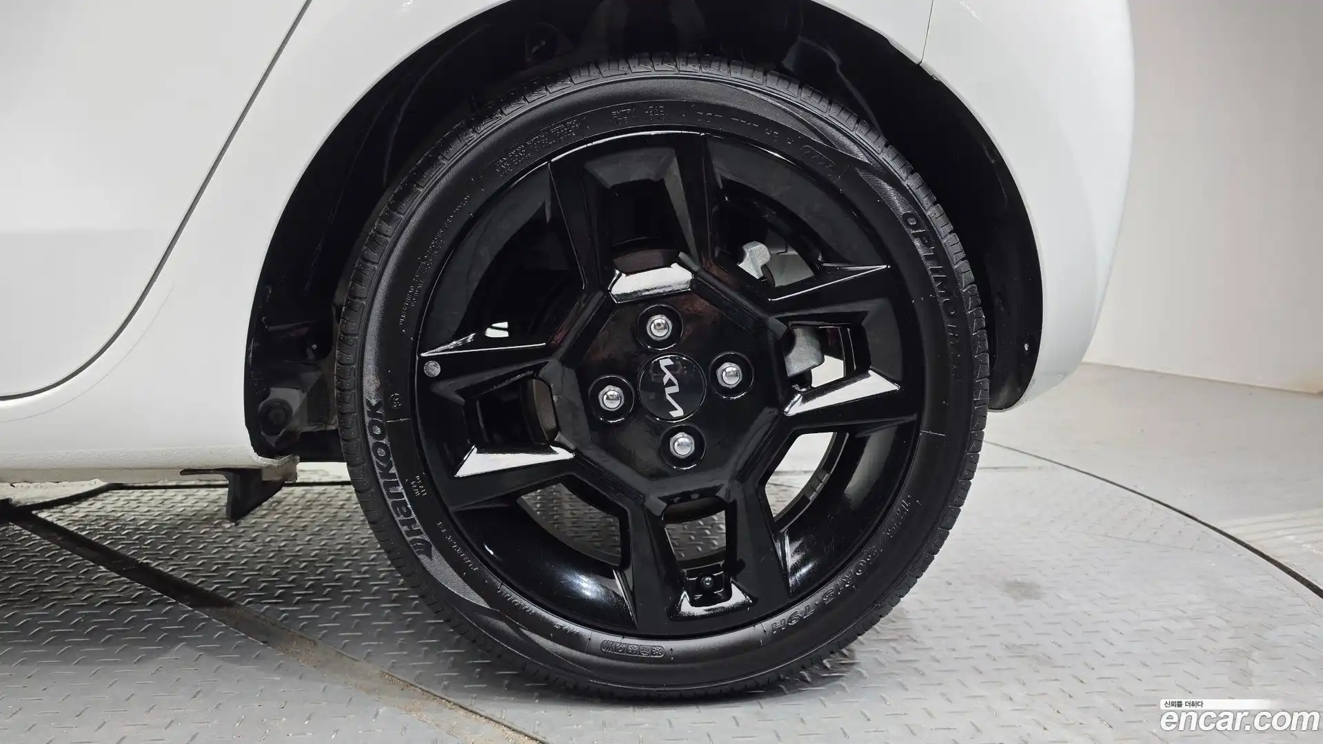 RAY Kia 2024.10-OUTER-031