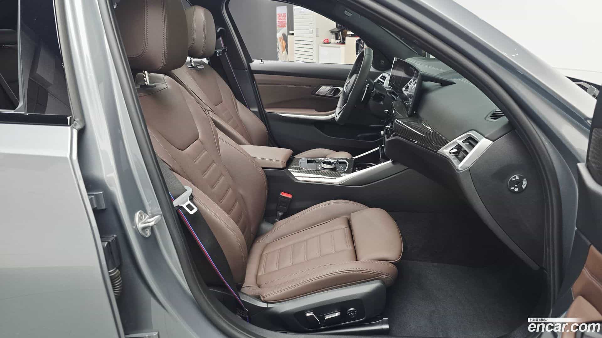 3-Series BMW 2025.6-INNER-036