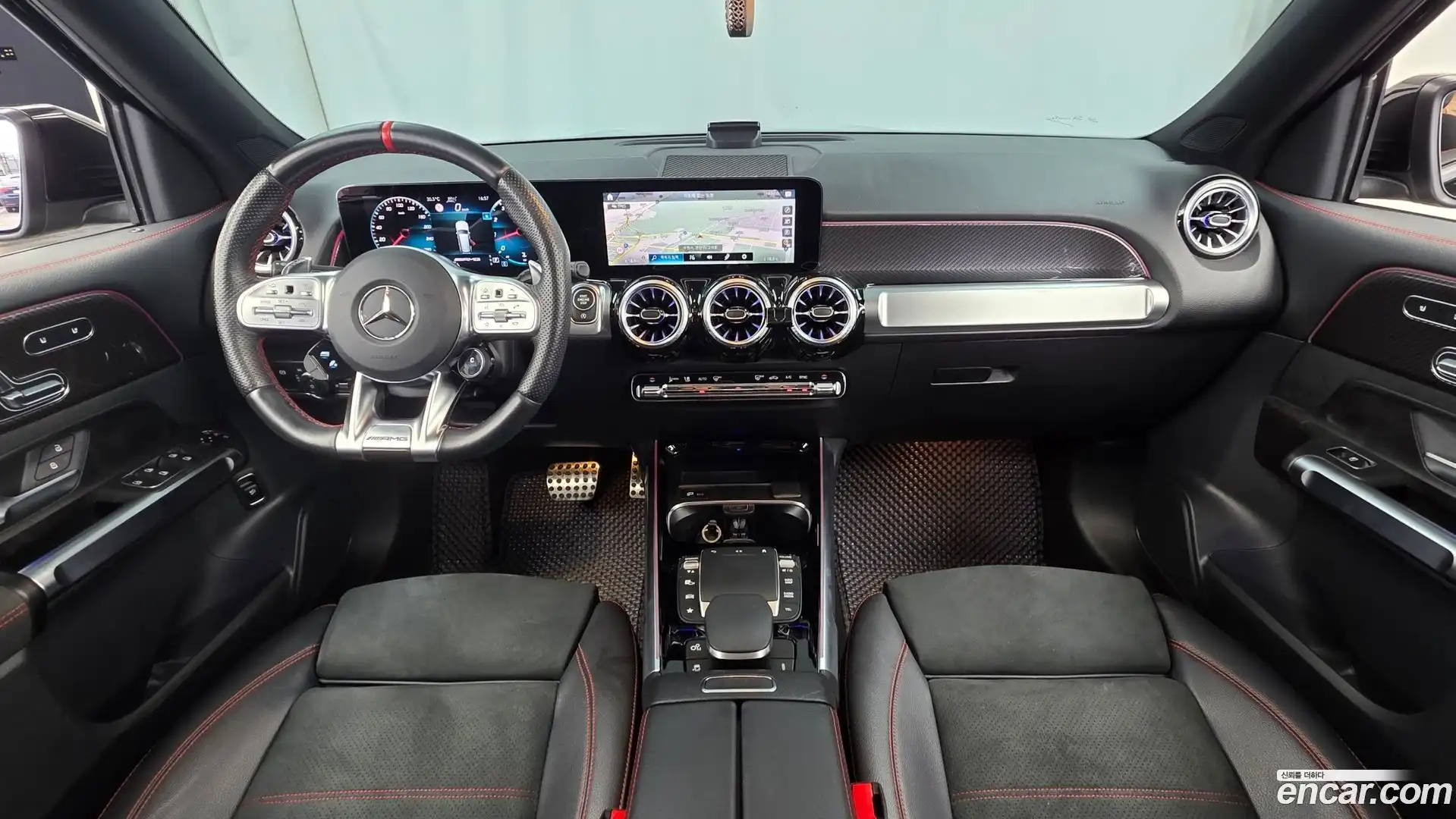 GLB-Class Mercedes-Benz 2022.8-INNER-007