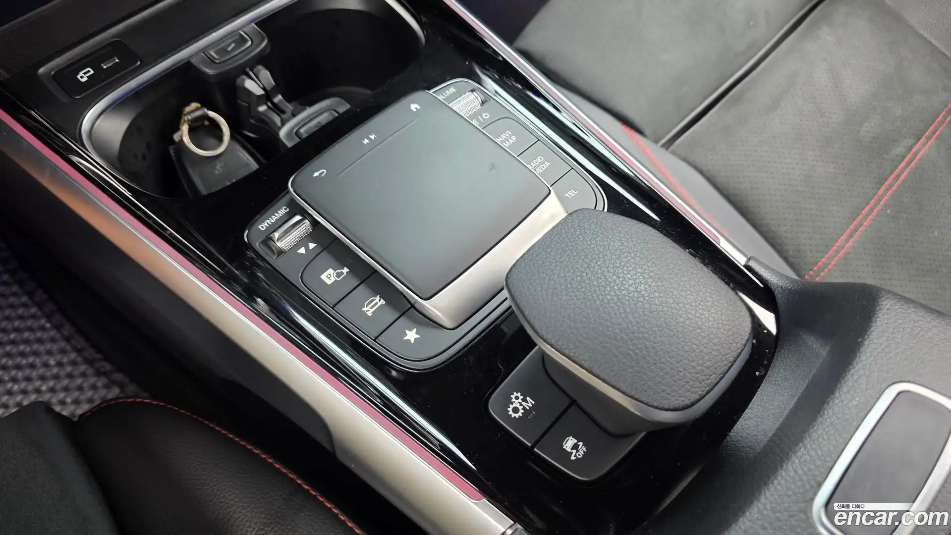 GLB-Class Mercedes-Benz 2022.8-OPTION-020
