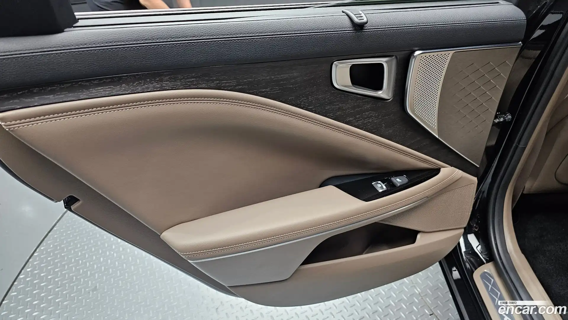 K8 Kia 2022.11-INNER-035