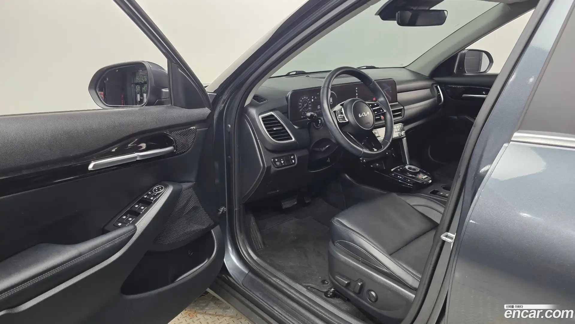 Seltos Kia 2023.0-INNER-010