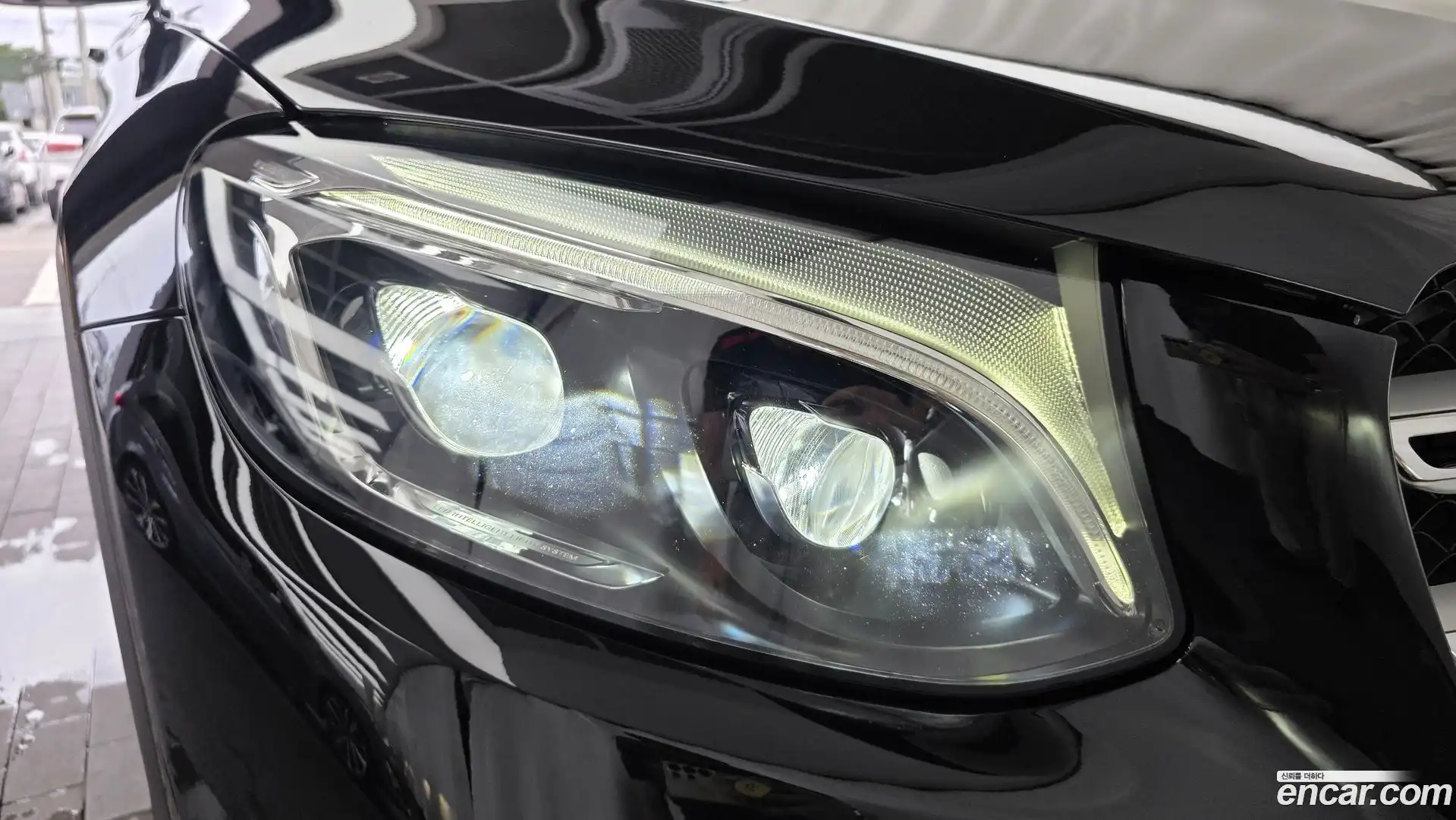 GLC-Class Mercedes-Benz 2019.7-OUTER-032