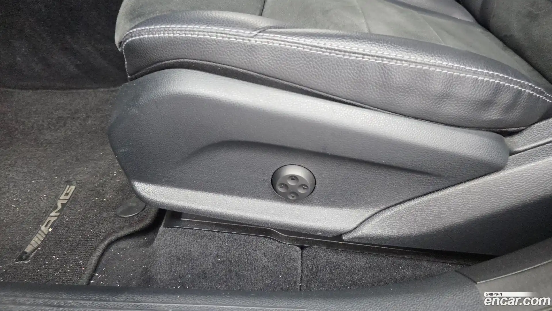 GLC-Class Mercedes-Benz 2019.7-OPTION-045
