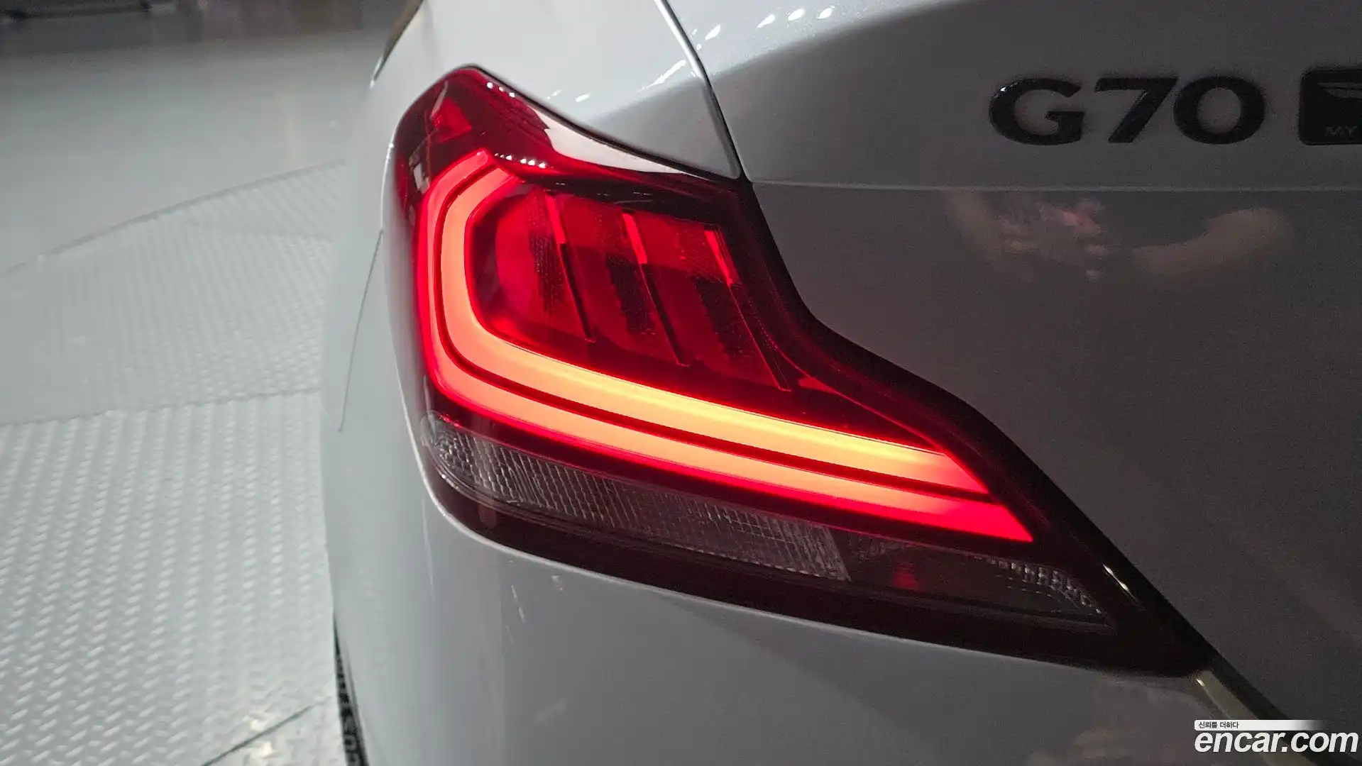 G70 Genesis 2019.7-OUTER-033