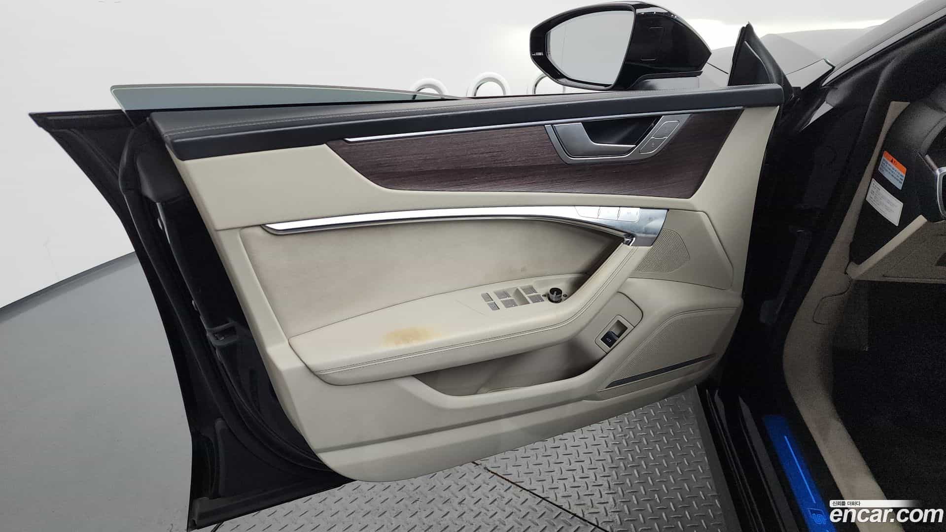 A7 Audi 2021.11-INNER-034