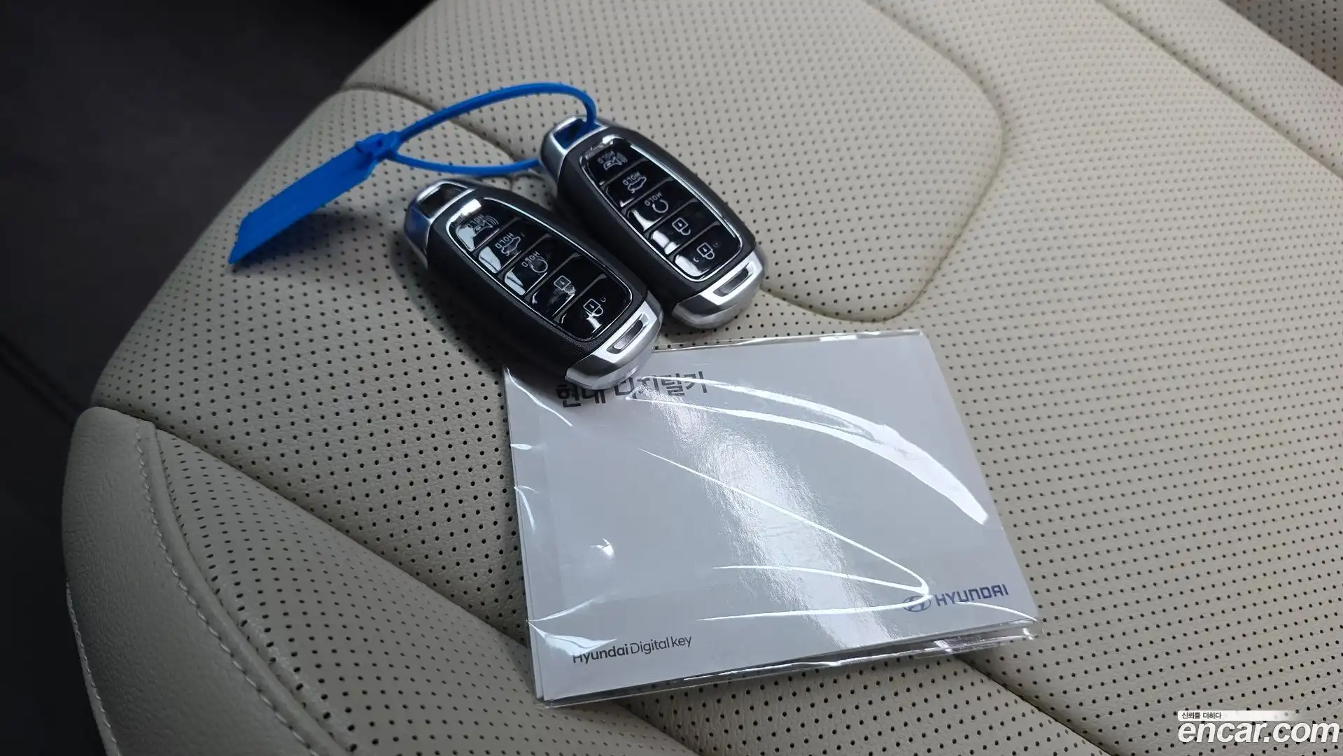 AVANTE Hyundai 2022.10-OPTION-021