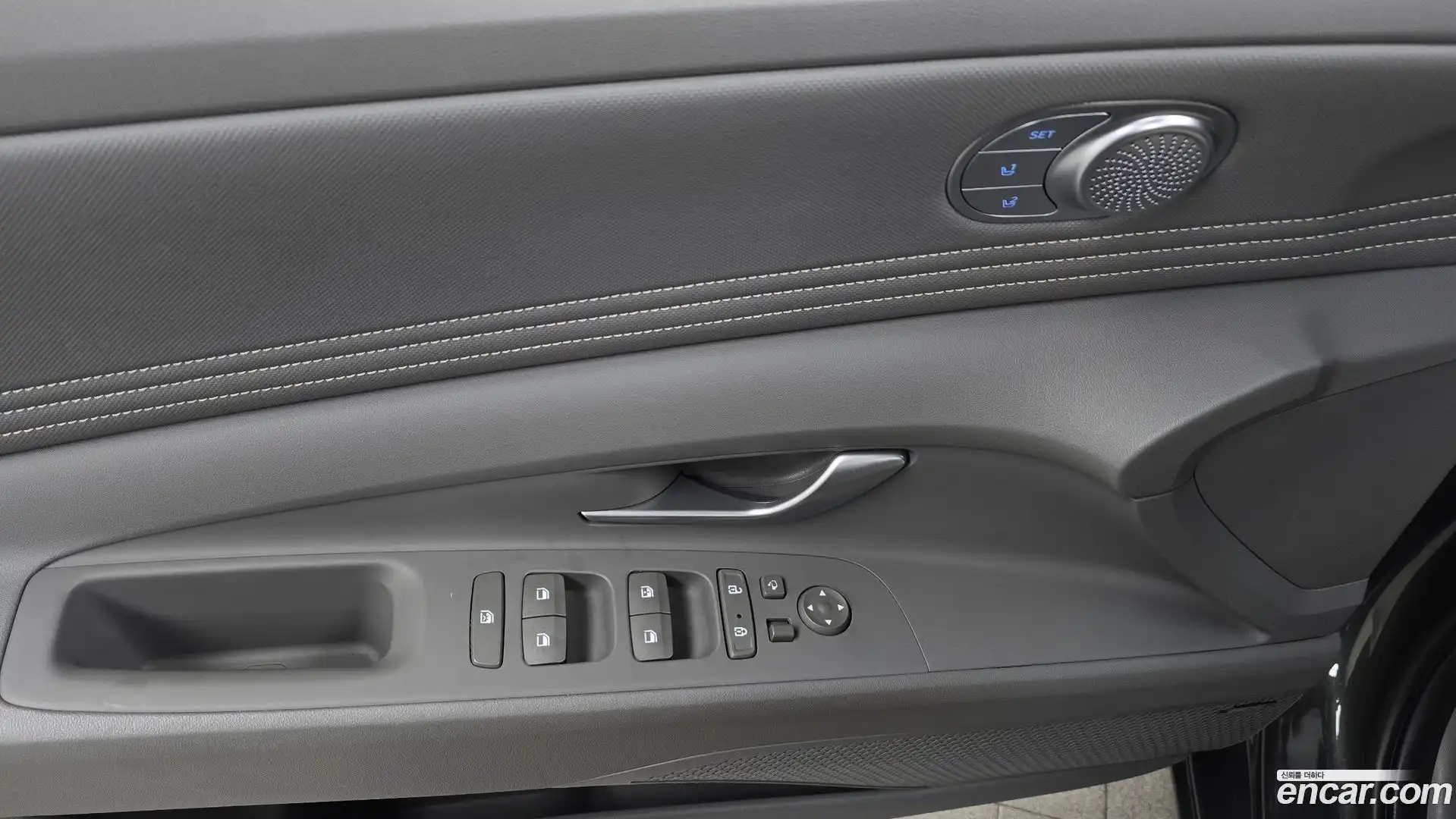 AVANTE Hyundai 2022.10-OPTION-022