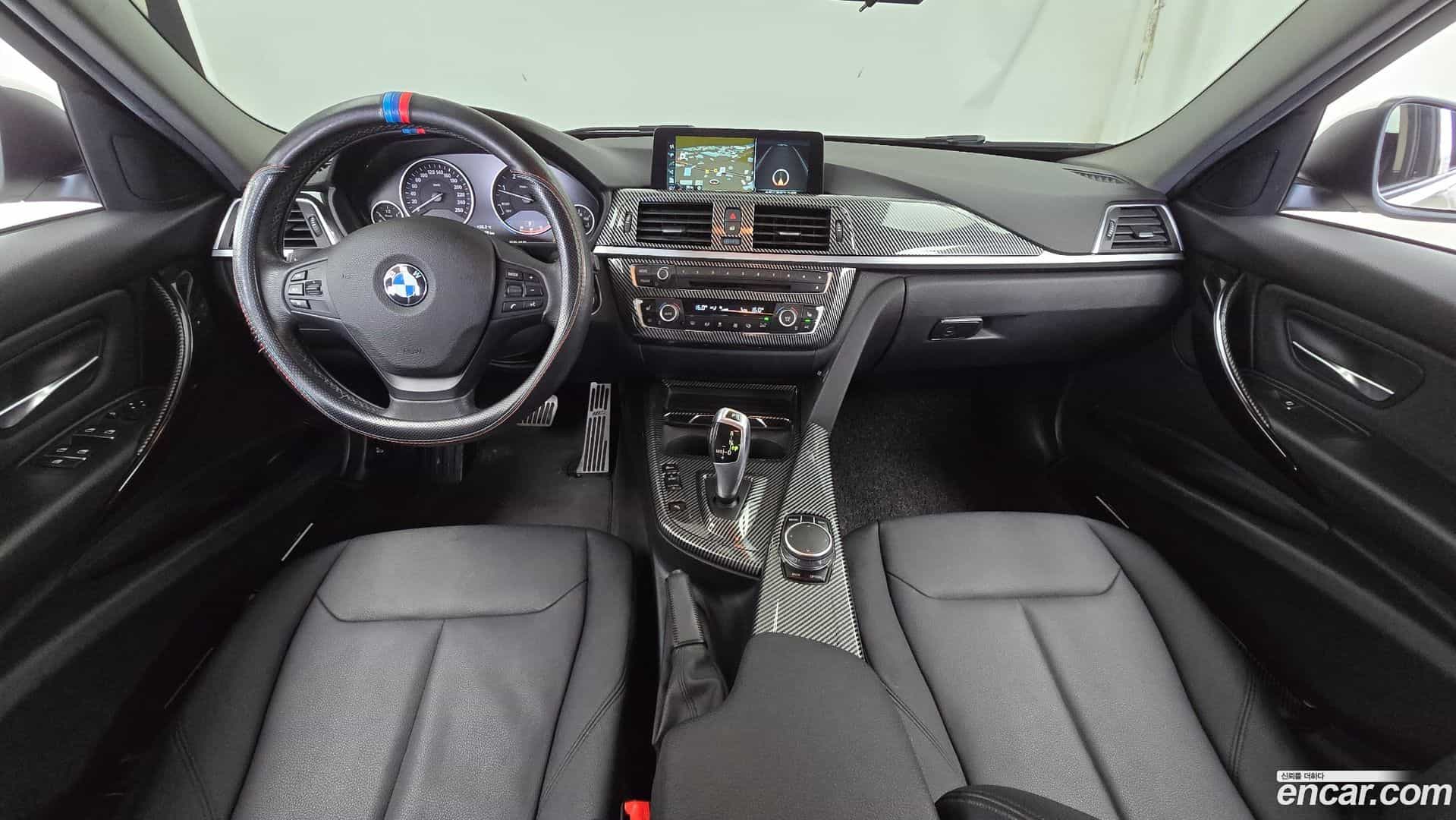 3-Series BMW 2017.3-INNER-007