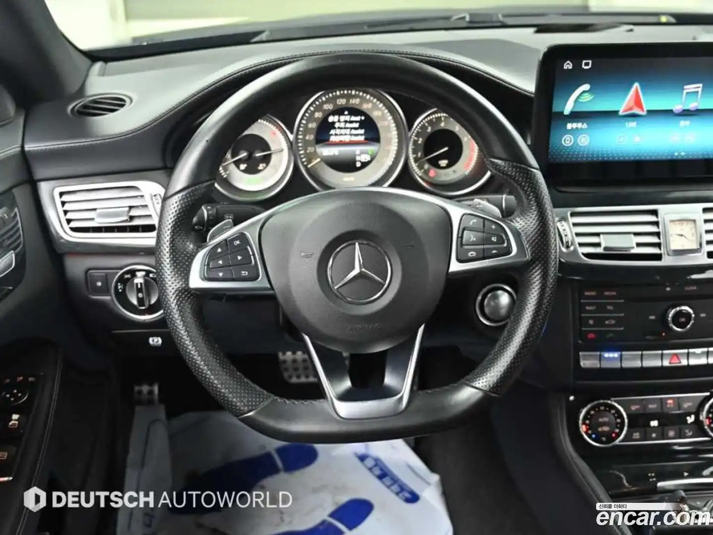 CLS-Class Mercedes-Benz 2015.10-OPTION-017