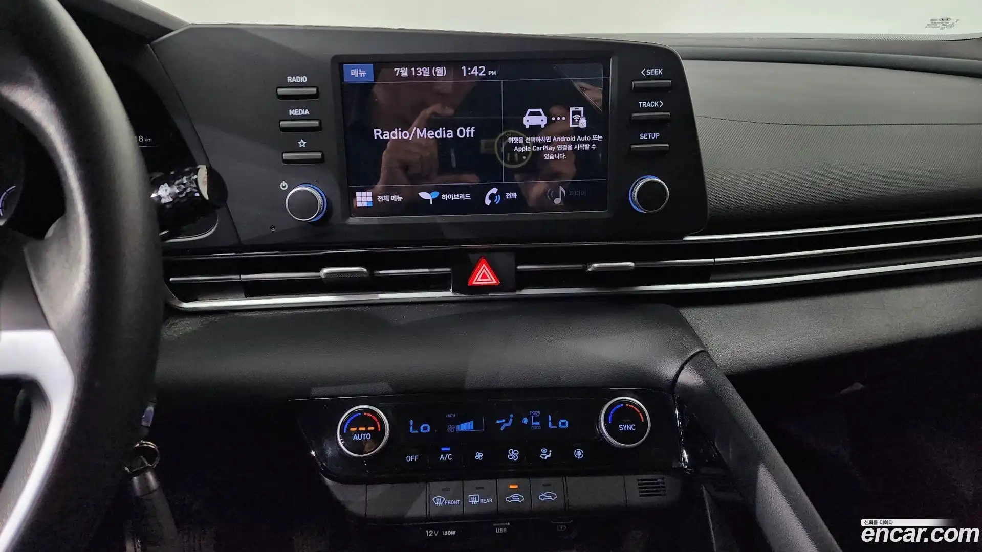 AVANTE Hyundai 2021.11-OPTION-017