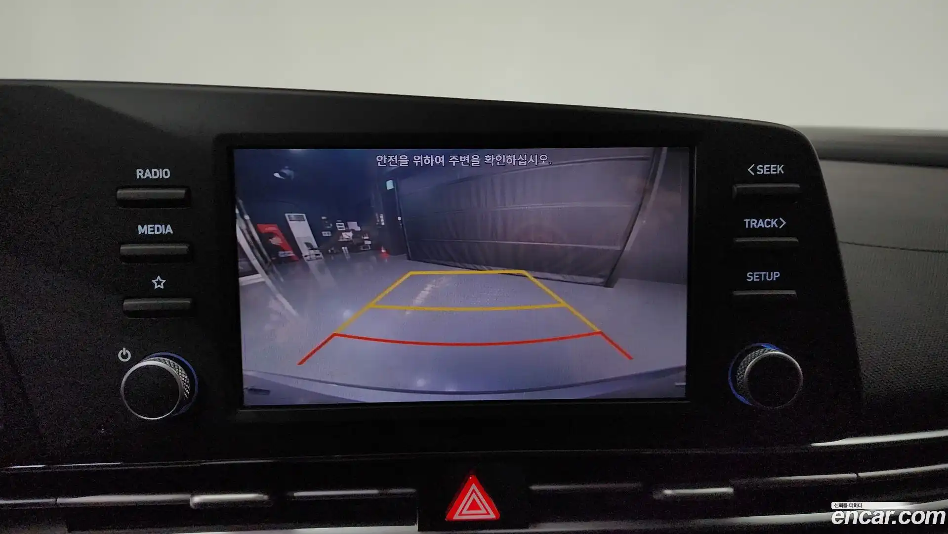 AVANTE Hyundai 2021.11-OPTION-018