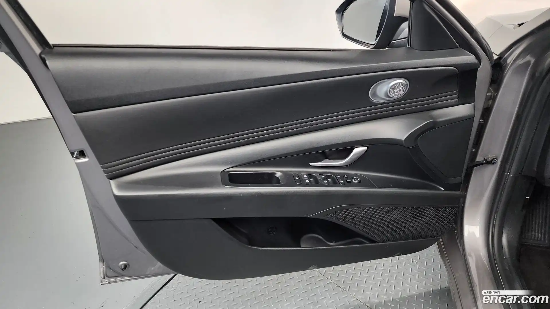AVANTE Hyundai 2021.11-INNER-034