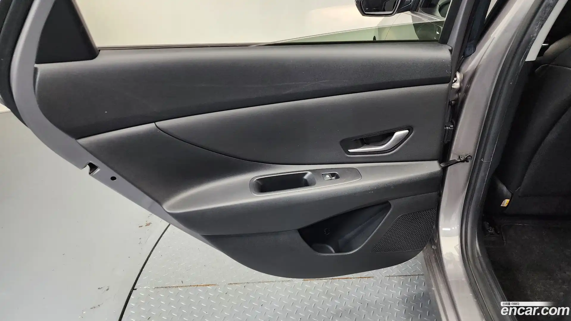 AVANTE Hyundai 2021.11-INNER-035