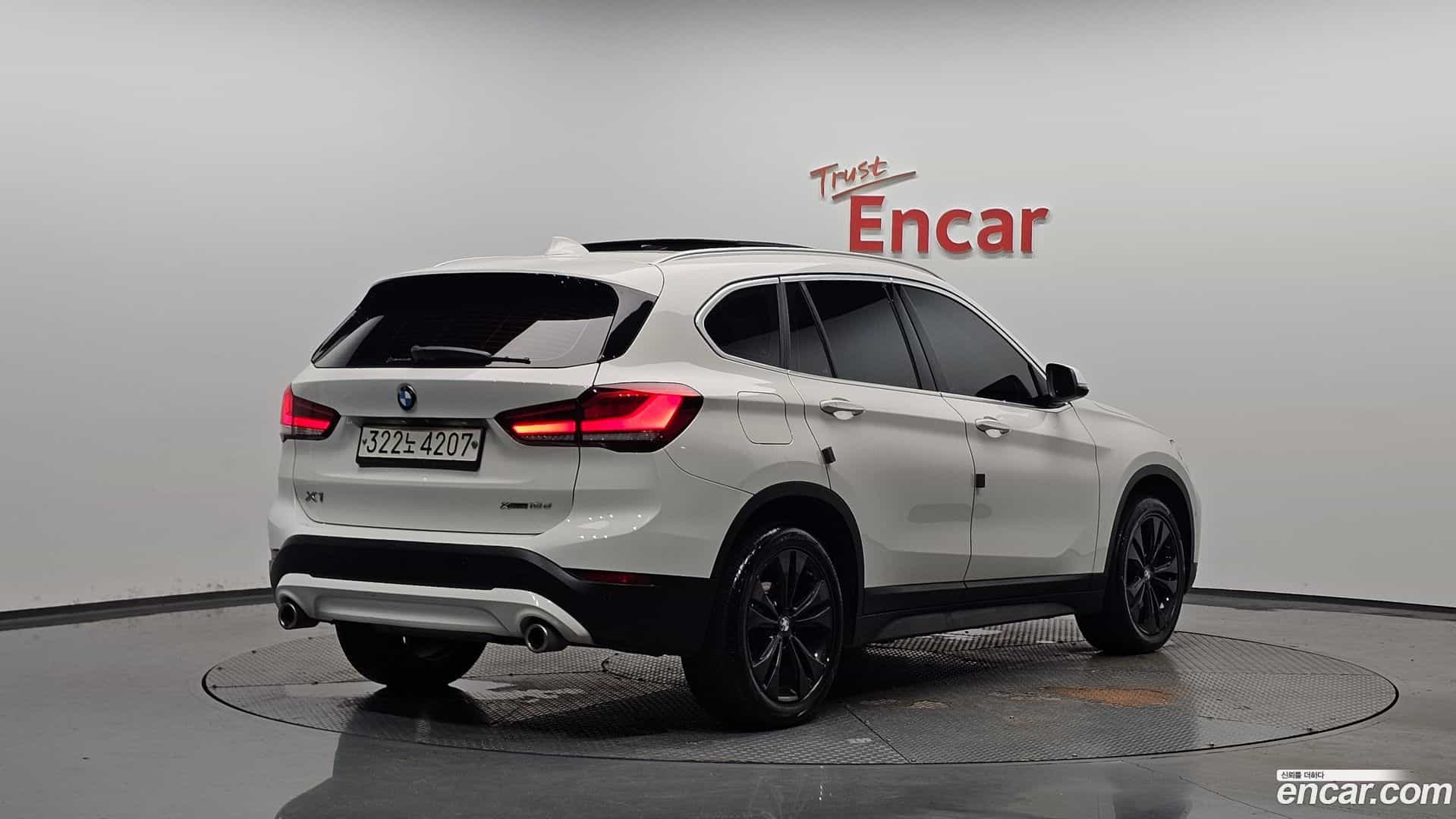 X1 BMW 2020.1-OUTER-002