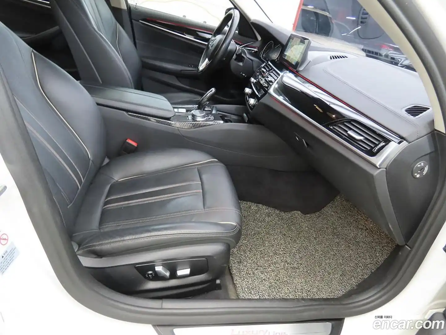5-Series BMW 2018.8-OUTER-006