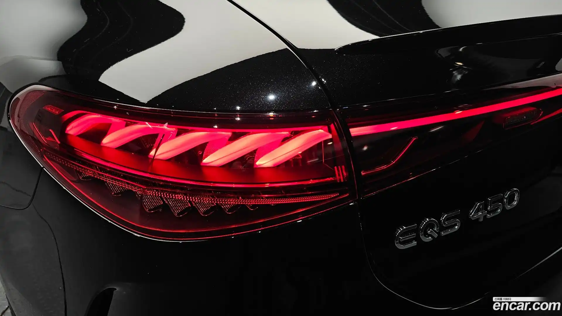 EQS Mercedes-Benz 2023.9-OUTER-033