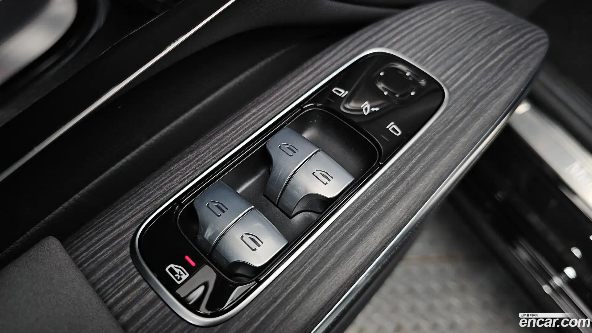 EQS Mercedes-Benz 2023.9-OPTION-041
