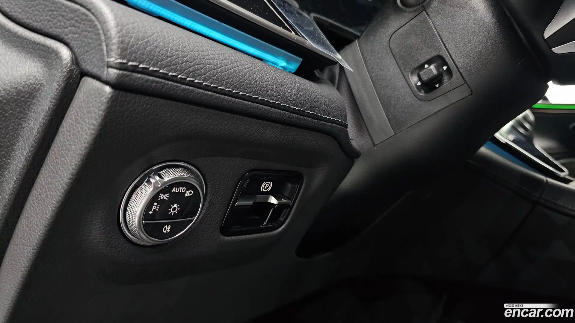 EQS Mercedes-Benz 2023.9-OPTION-043