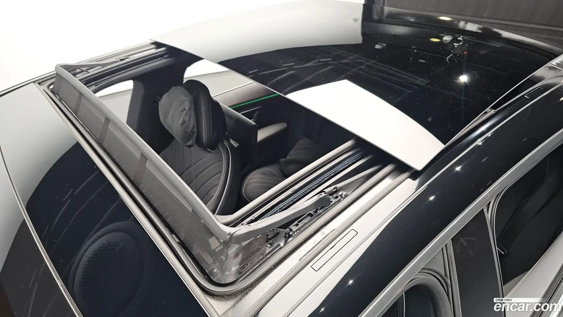 EQS Mercedes-Benz 2023.9-OPTION-056