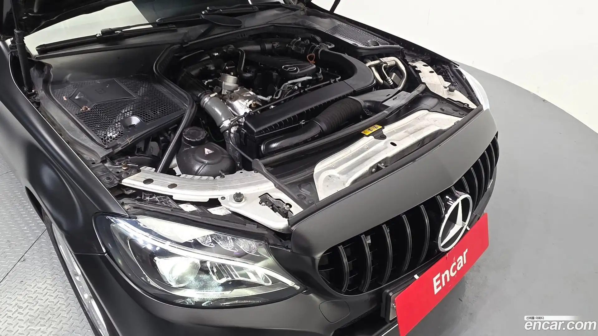 C-Class Mercedes-Benz 2017.8-OUTER-006