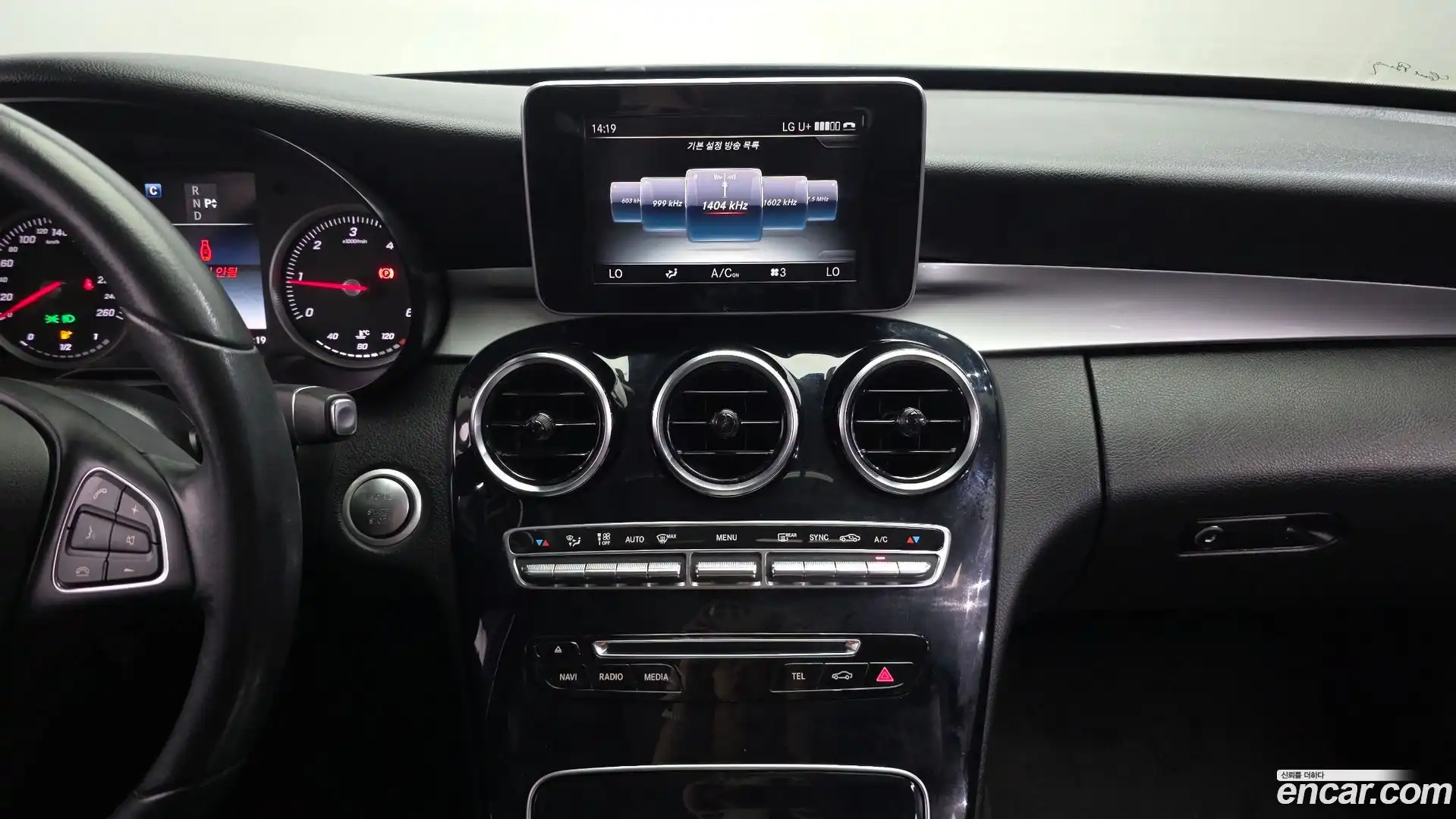 C-Class Mercedes-Benz 2017.8-OPTION-019