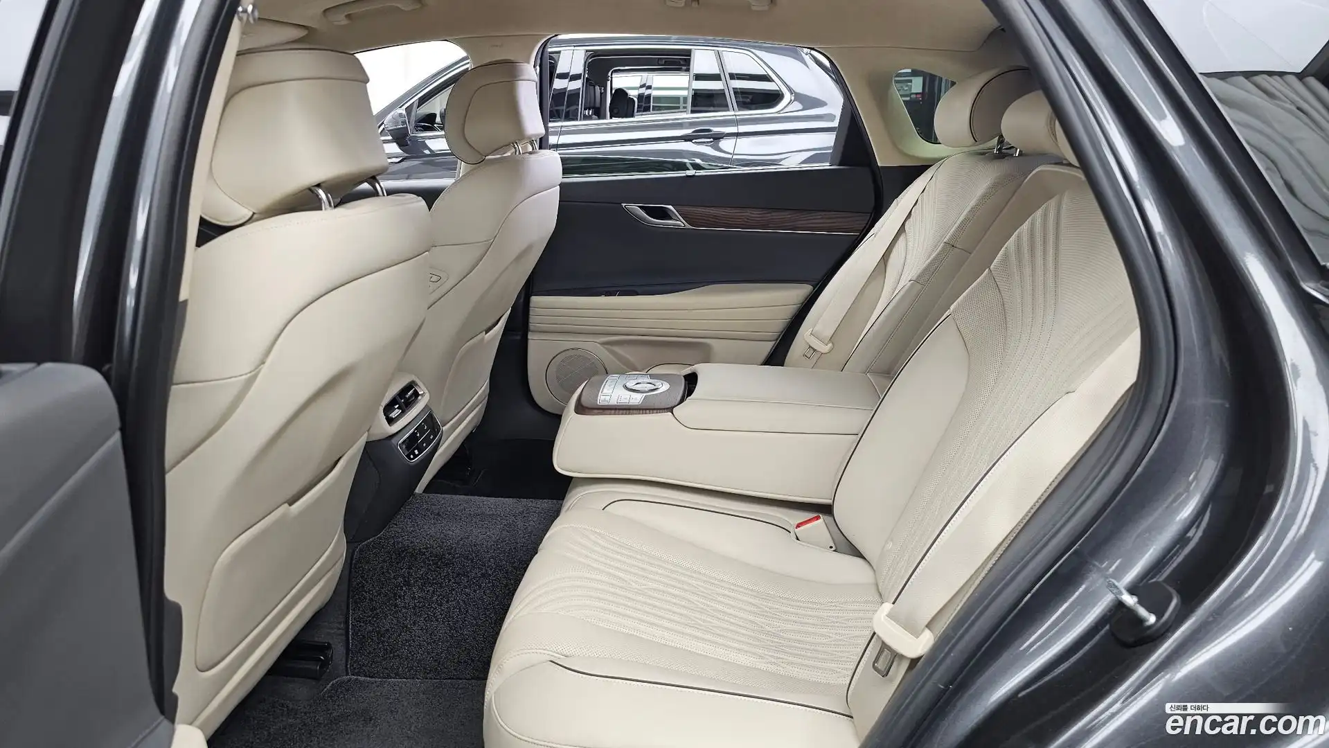 G80 Genesis 2021.5-INNER-036