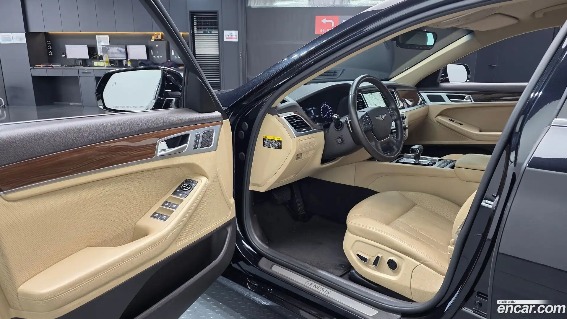 G80 Genesis 2019.7-INNER-010